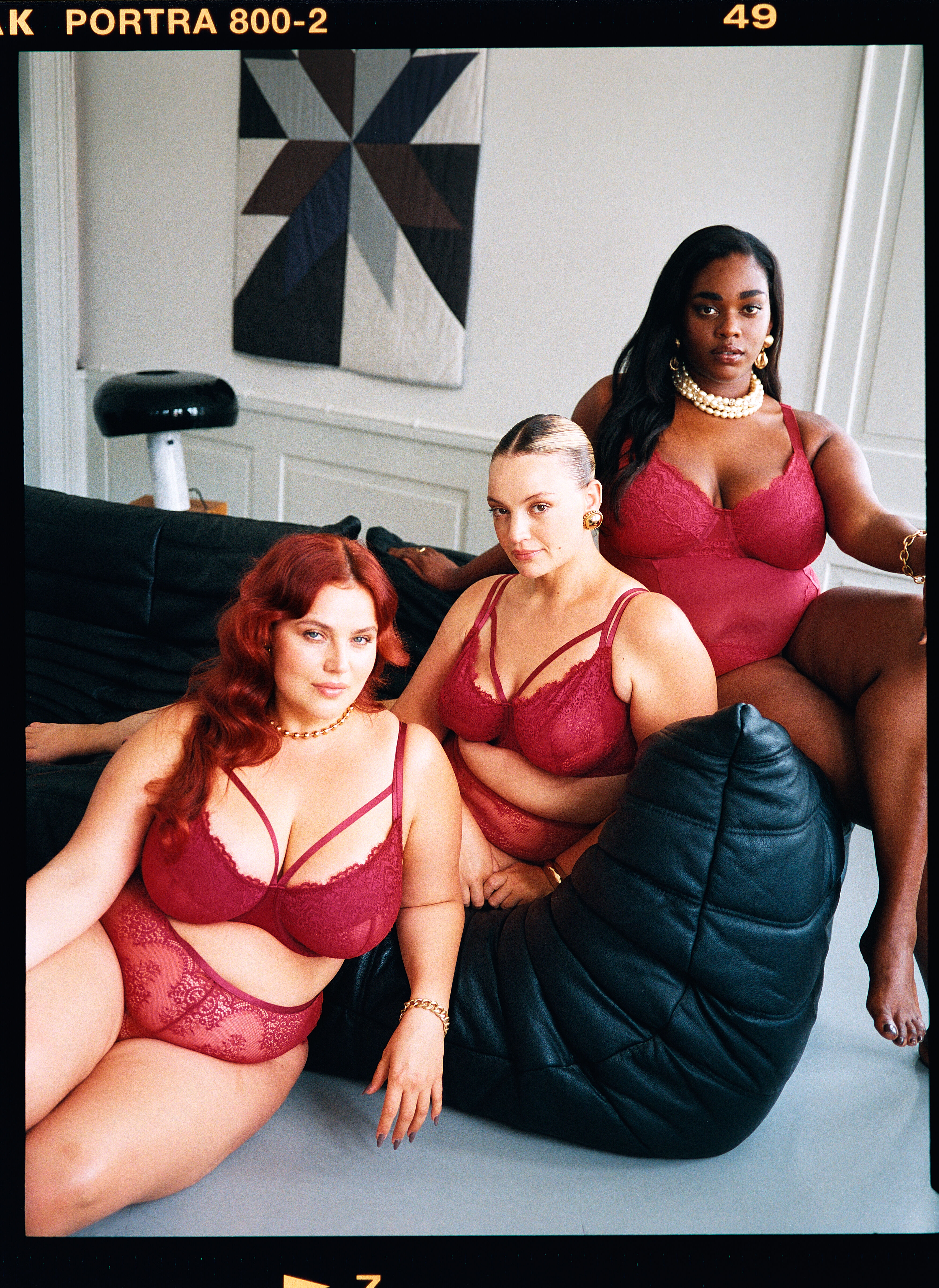 Punaiset s&auml;vyt, , Model