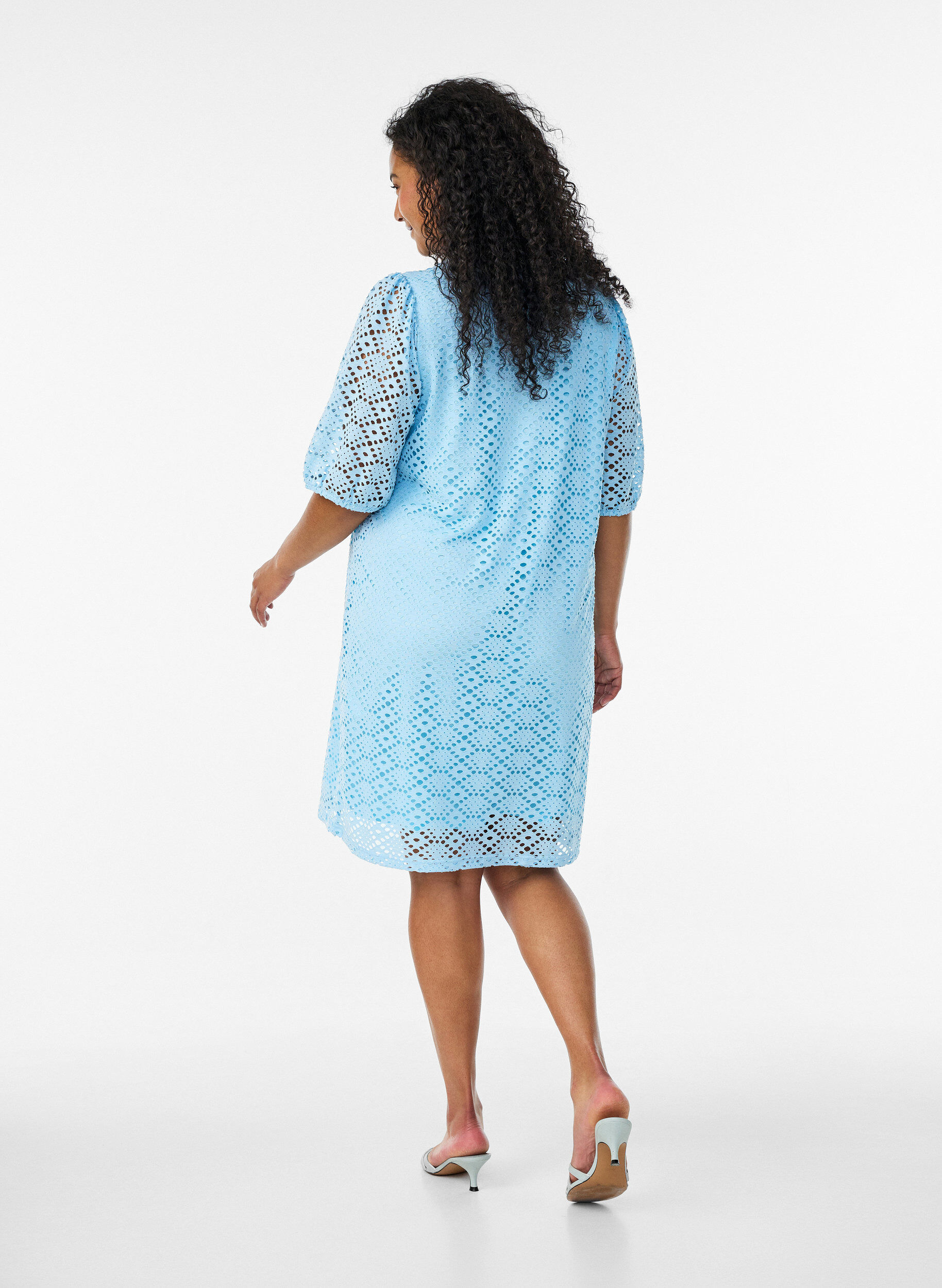 ZizziKnee-length dress with eyelet pattern and short sleeves, Light Blue, Model image number 2