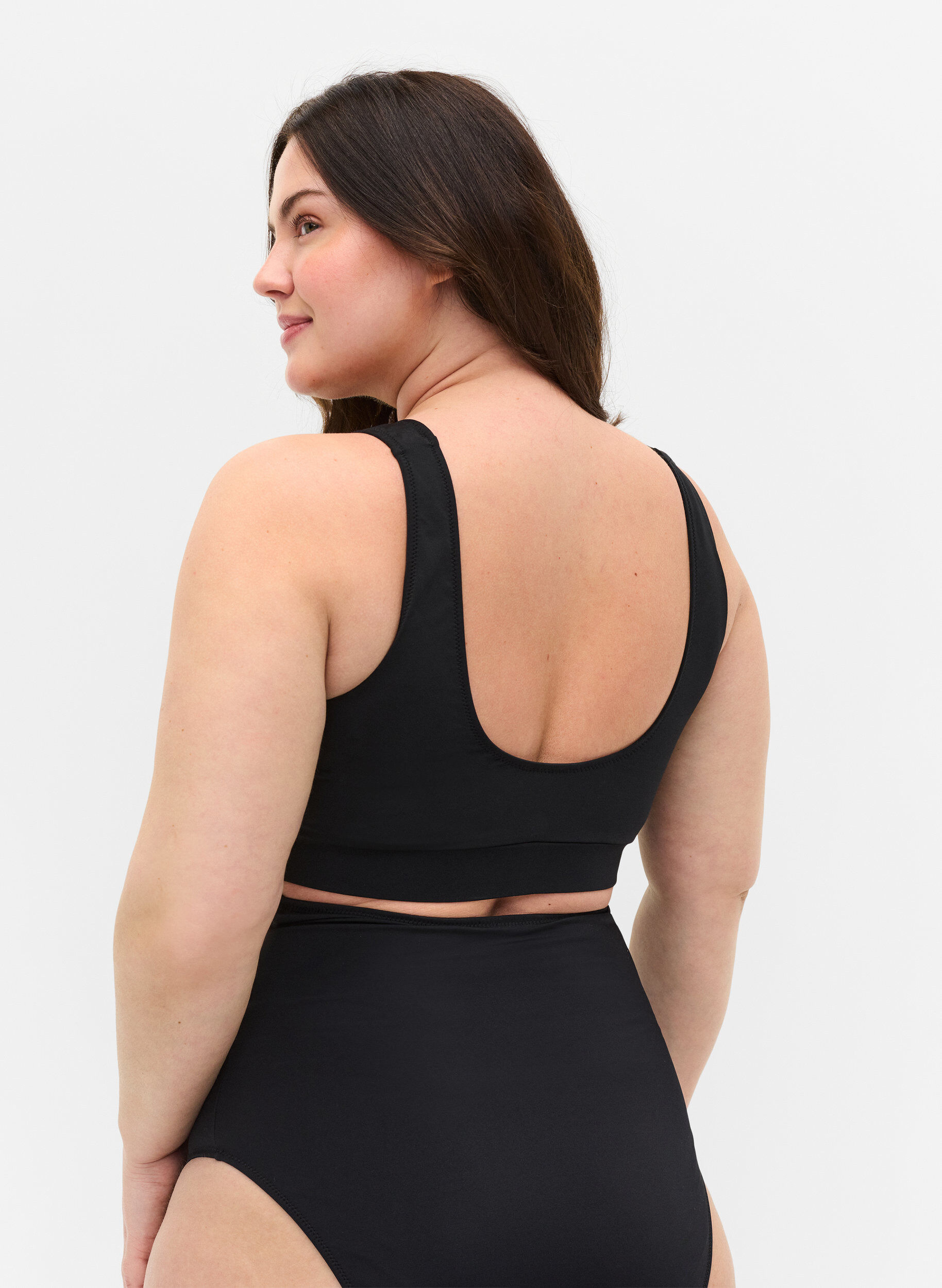 Zizzi Bikiniyl&auml;osa py&ouml;re&auml;ll&auml; p&auml;&auml;ntiell&auml;, Black, Model image number 1