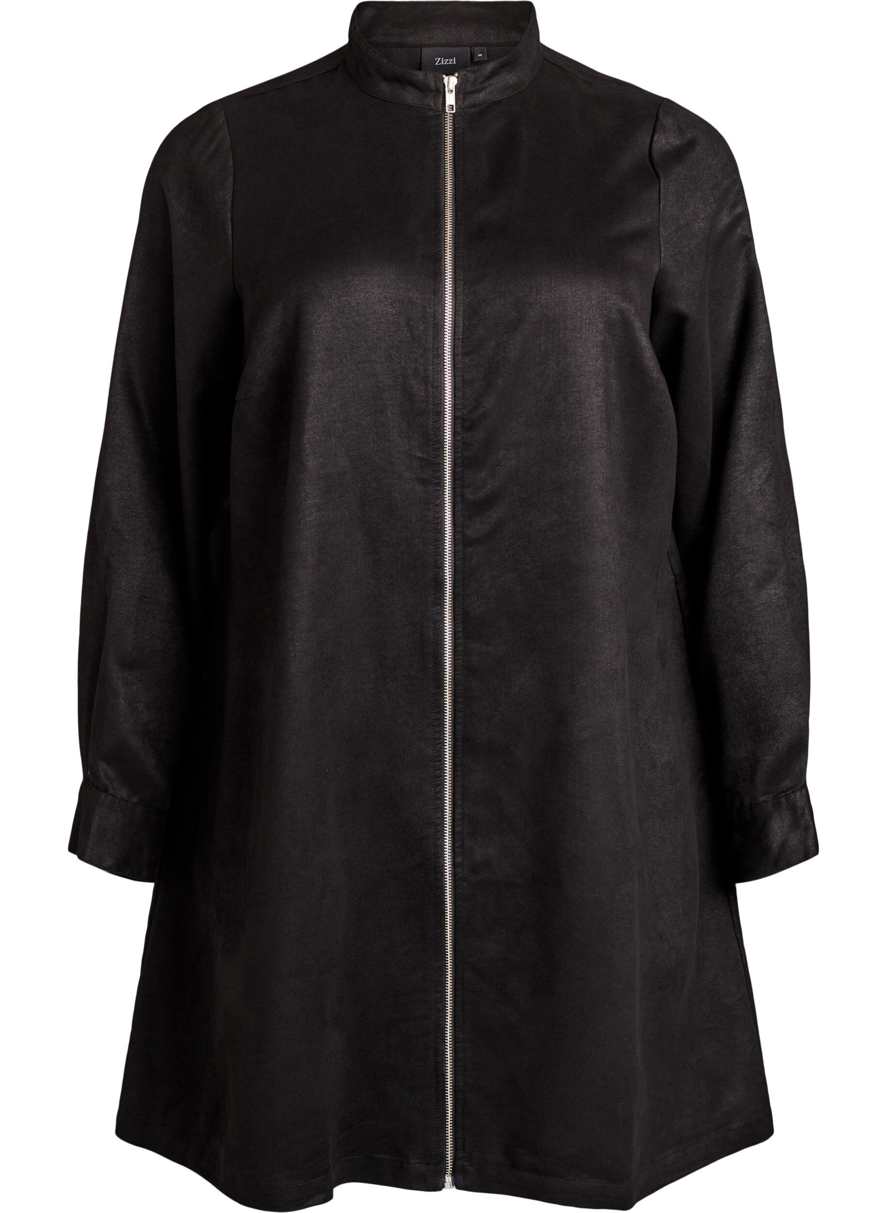 Pitk&auml; paita tekonahasta vetoketjulla