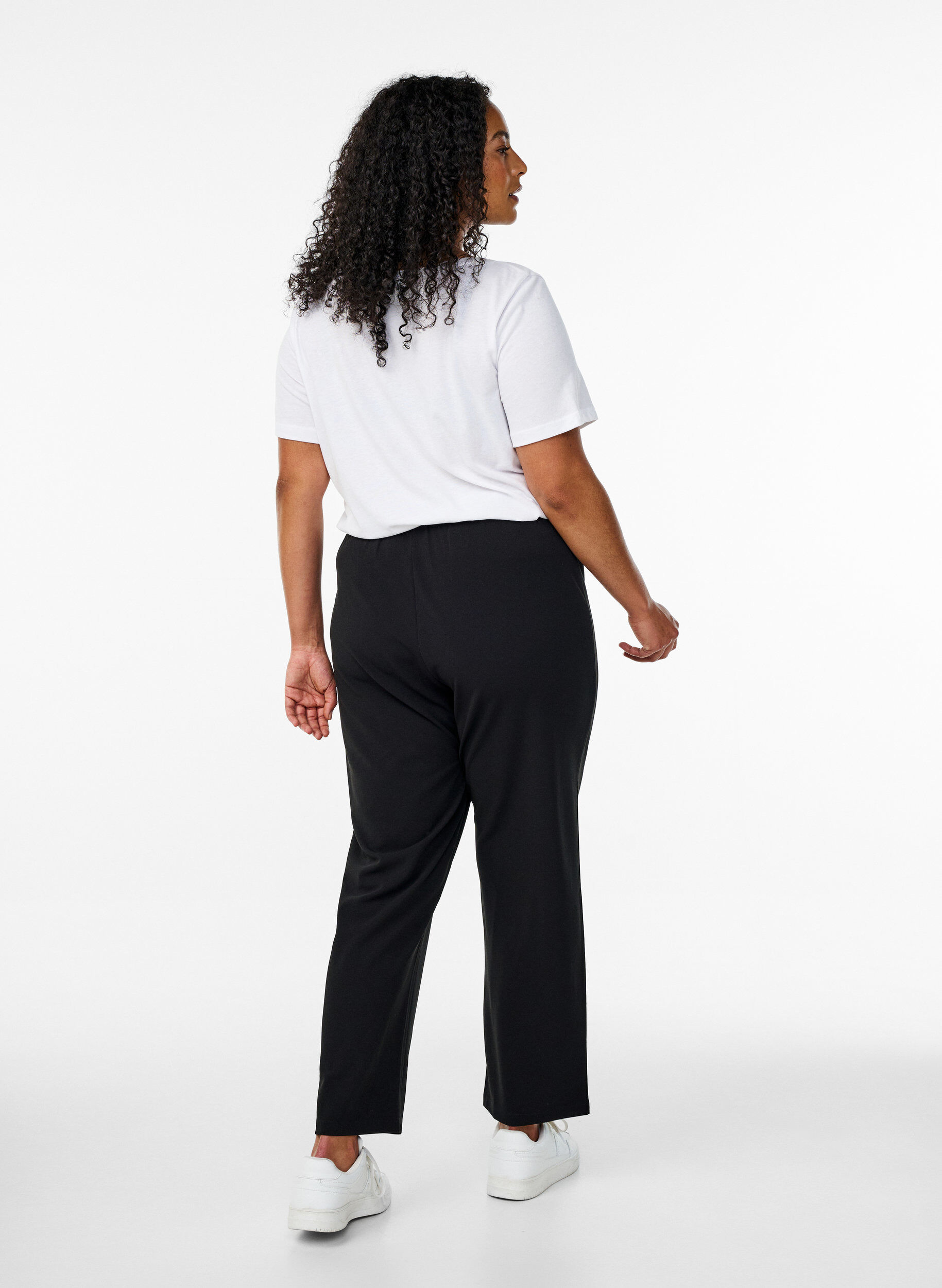 ZizziHousut suorassa mallissa, Musta, Model image number 1