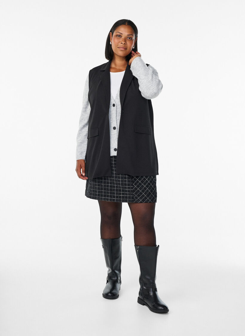 Hihaton bleiseriliivi klassisilla kauluksilla, Musta, Model image number 1