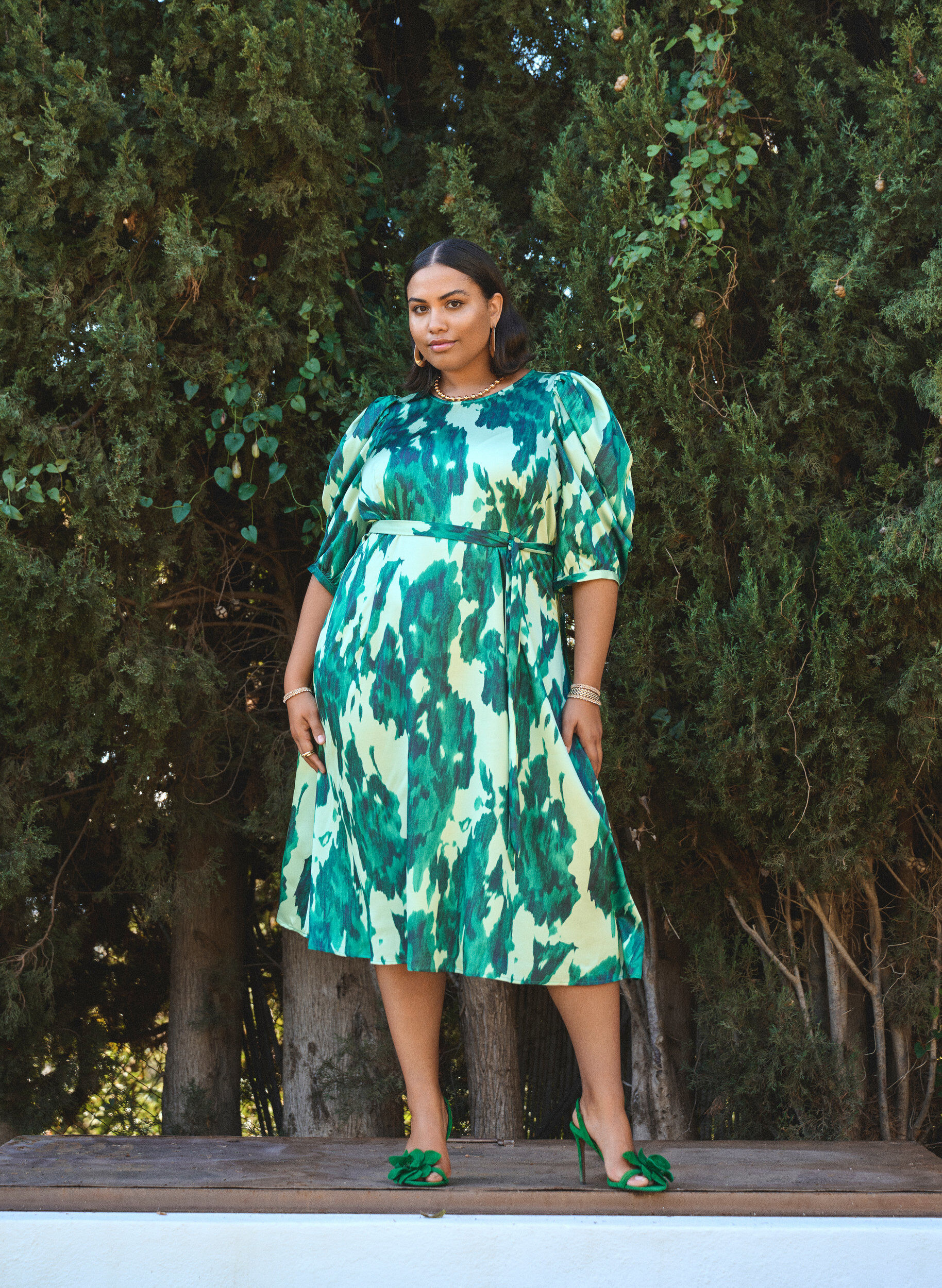 Zizzi Lyhythihainen juhlamekko vy&ouml;nauhalla, Vihre&auml;, Image image number 0