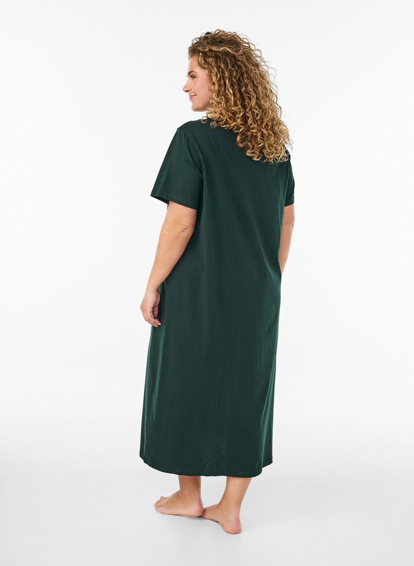 Midi-y&ouml;paita luomupuuvillasta, Vihre&auml;, Model image number 1