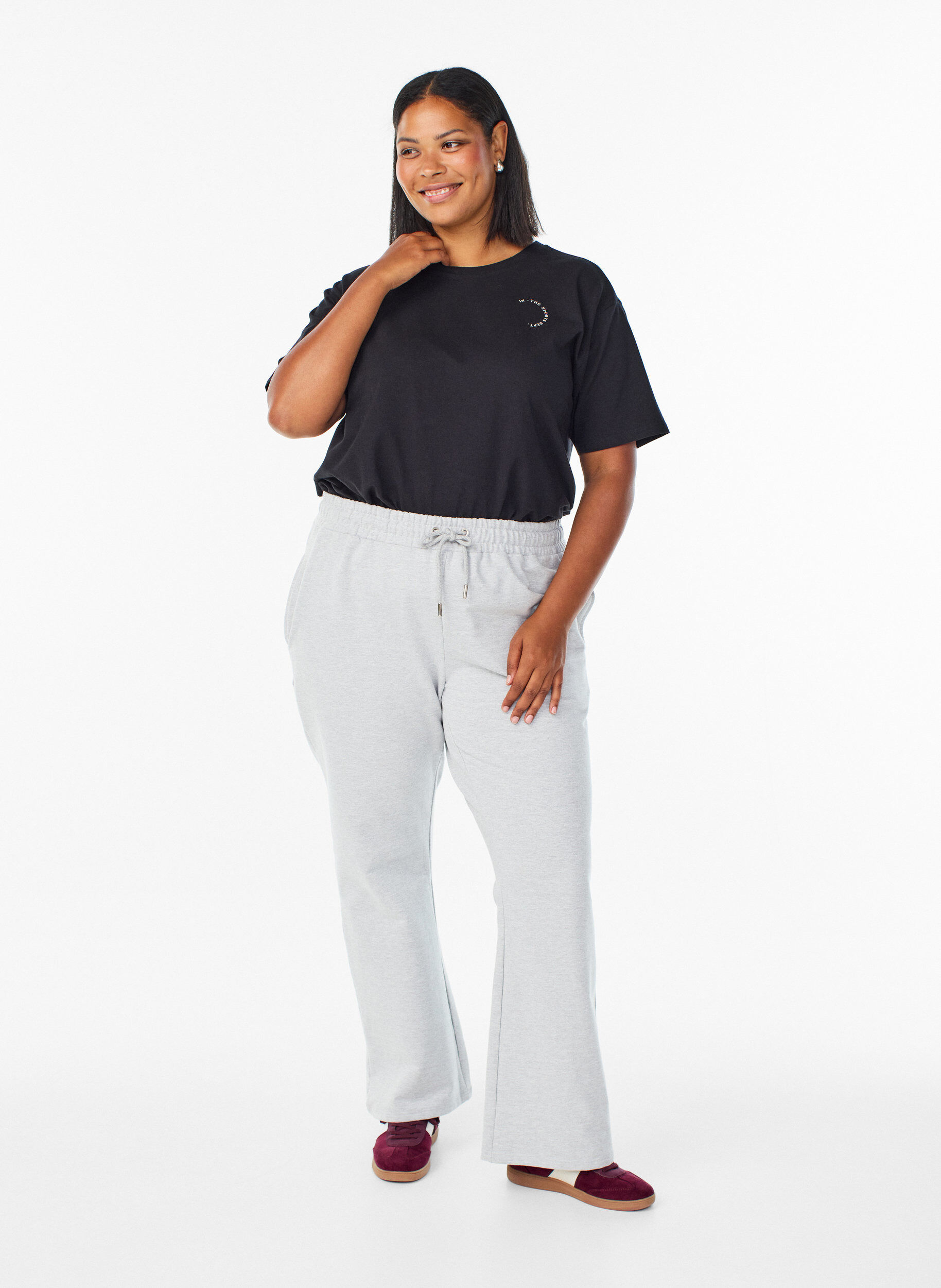 ZizziUrheilullinen t-paita luomupuuvillasta, Musta, Model image number 1