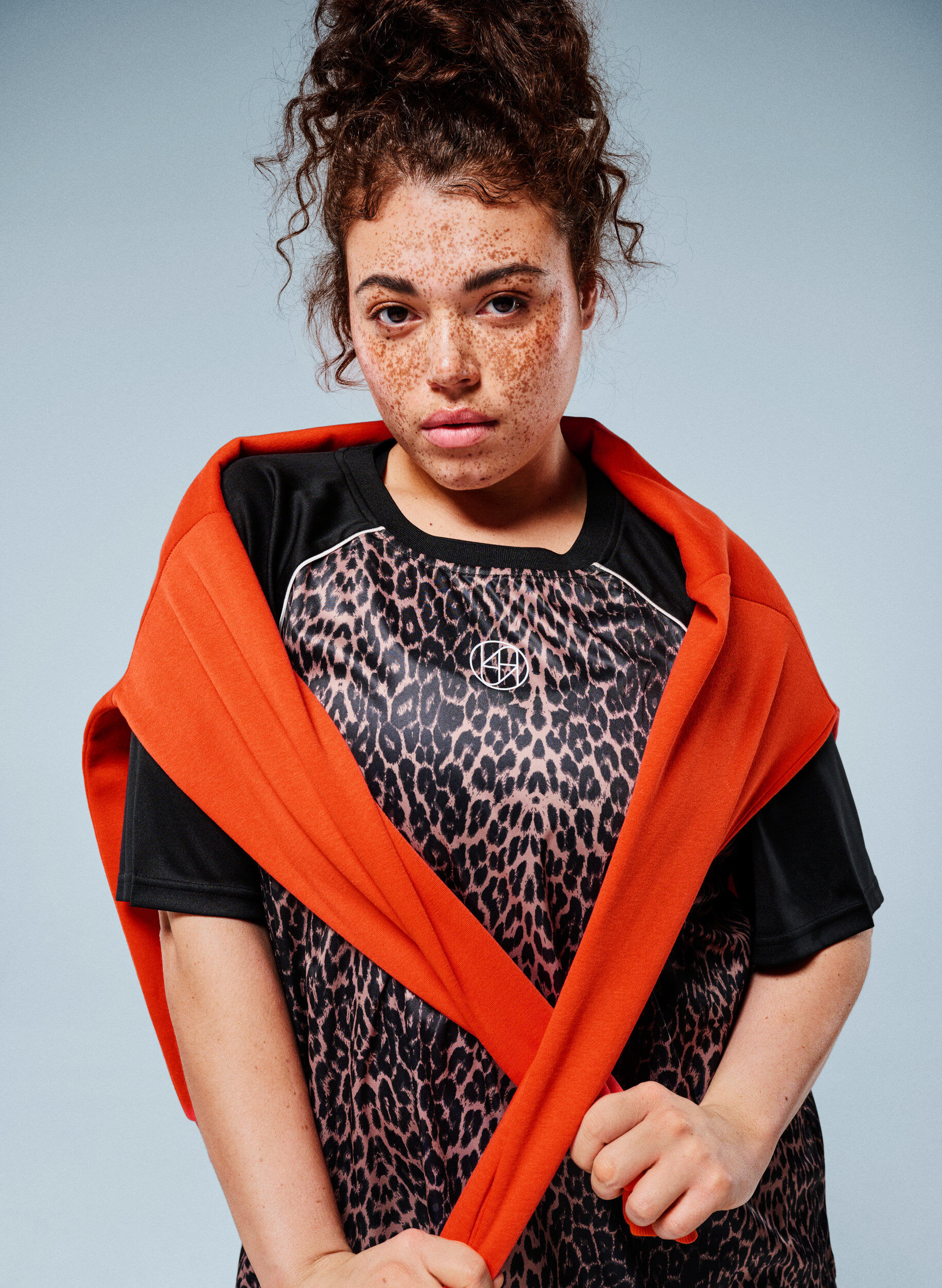 Zizzi Leopardikuvioinen treenipaita raglanhihoilla, Ruskea, Image image number 0