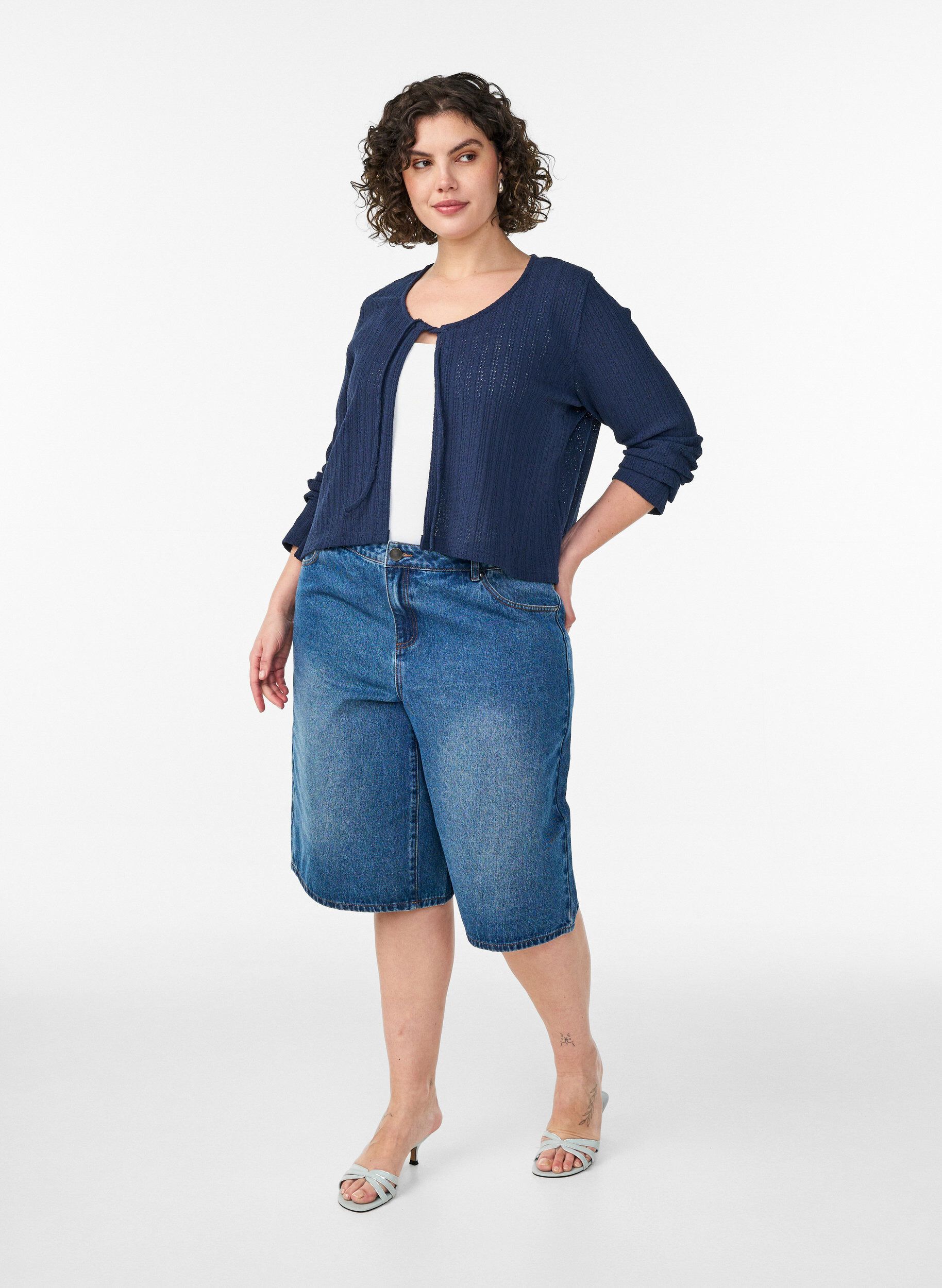 Zizzi Neuletakki tekstuurilla ja solmittavalla etuosalla, Sininen, Model image number 1