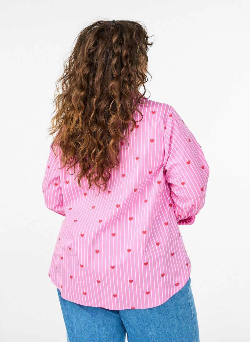 Paitapusero raidoilla ja syd&auml;mill&auml;, Vaaleanpunainen, Model image number 2