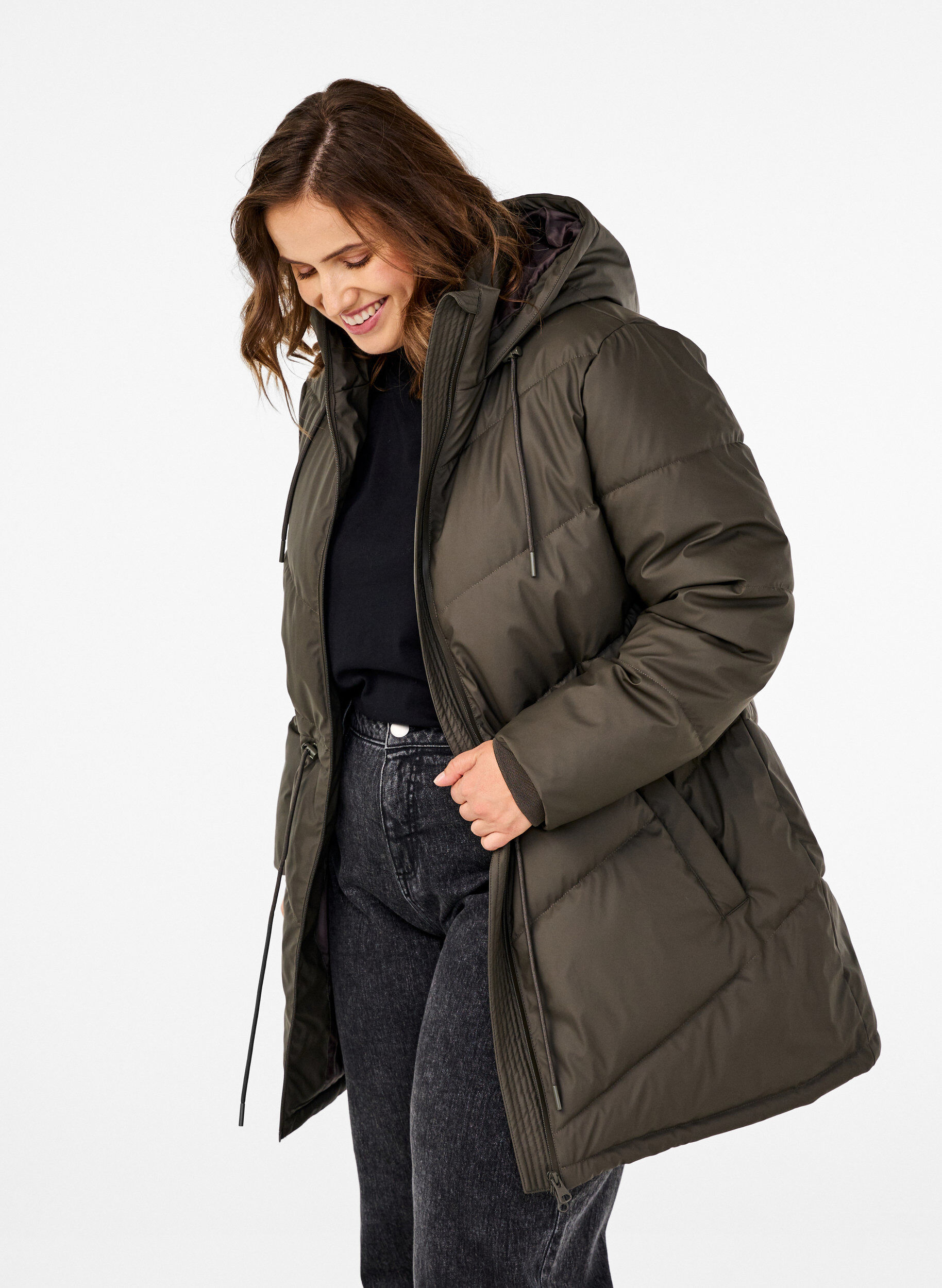 Zizzi Vett&auml;hylkiv&auml; toppatakki hupulla, Ruskea, Model image number 0