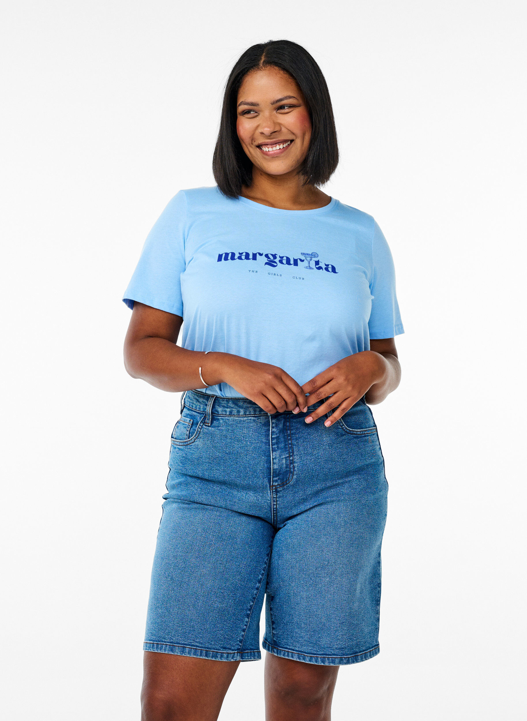 Zizzi Rento denimshortsit korkealla vy&ouml;t&auml;r&ouml;ll&auml;, Sininen, Model image number 0