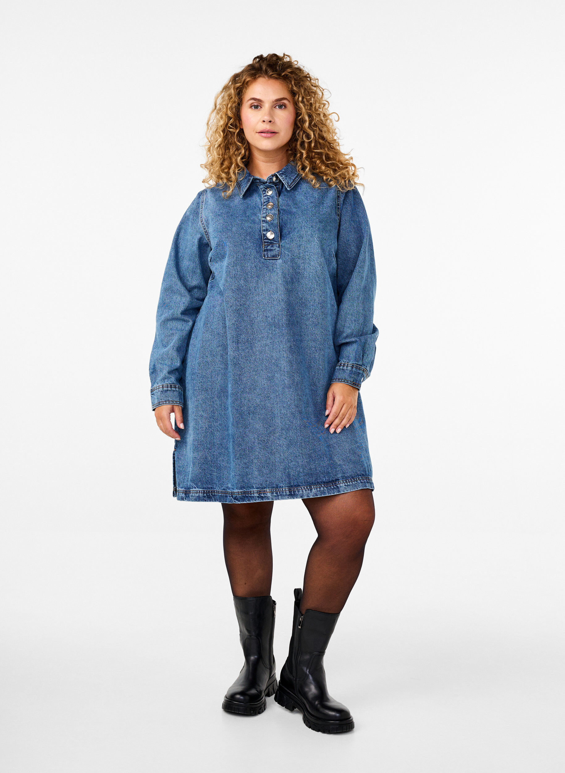 Zizzi Lyhyt farkkumekko, jossa on A-linja ja pitk&auml;t hihat, Blue Denim, Model image number 2