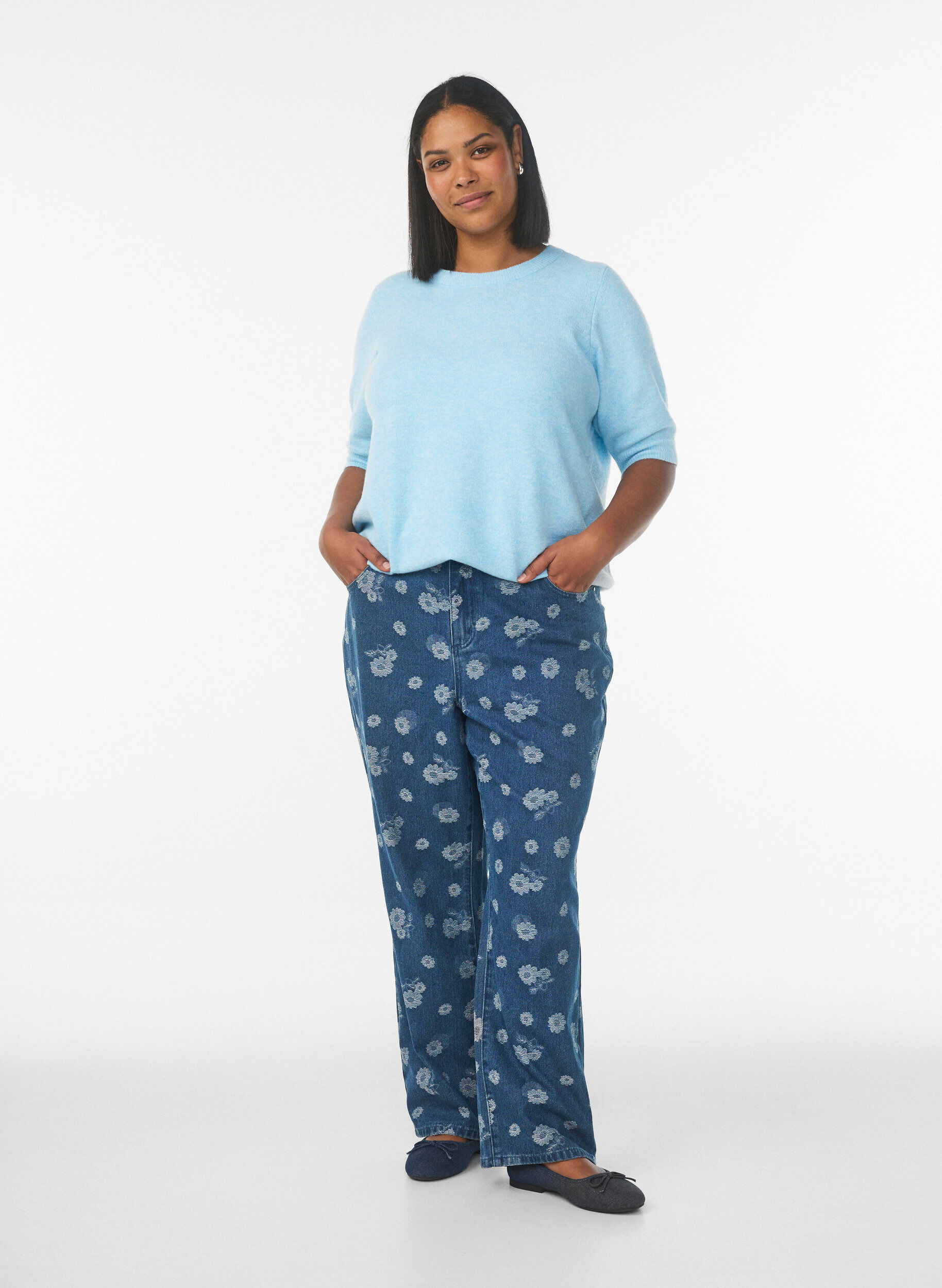 Neulepusero lyhyill&auml; hihoilla, Sininen, Model