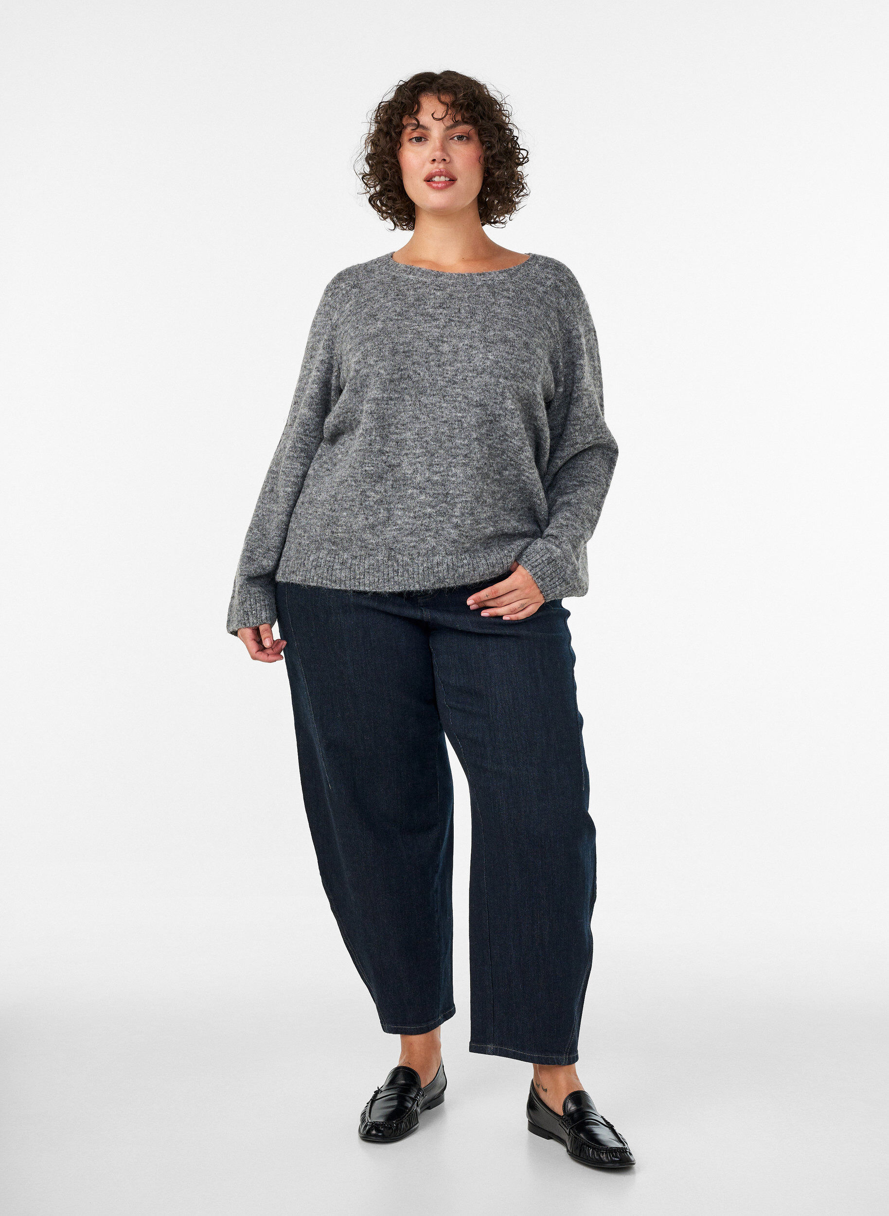 ZizziV&auml;lj&auml; neulepusero py&ouml;re&auml;ll&auml; p&auml;&auml;ntiell&auml;, Harmaa, Model image number 1