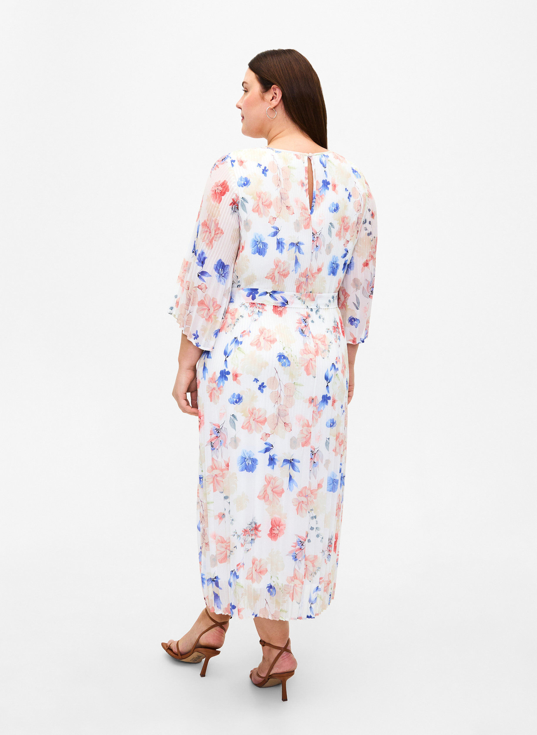 Zizzi Kukkakuvioinen laskostettu mekko kiristysnauhalla, White/Blue Floral, Model image number 1