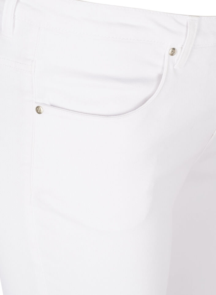 Super slim Amy-farkut korkealla vy&ouml;t&auml;r&ouml;ll&auml;, White, Packshot image number 2