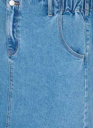 Farkkuhame taskuilla, Light blue denim, Packshot image number 2