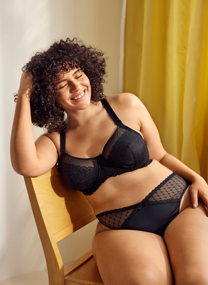 2 kpl stringejä mesh-kankaalla , Black, Image image number 0