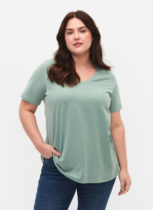 Yksivärinen perus t-paita puuvillasta, Chinois Green, Model image number 0