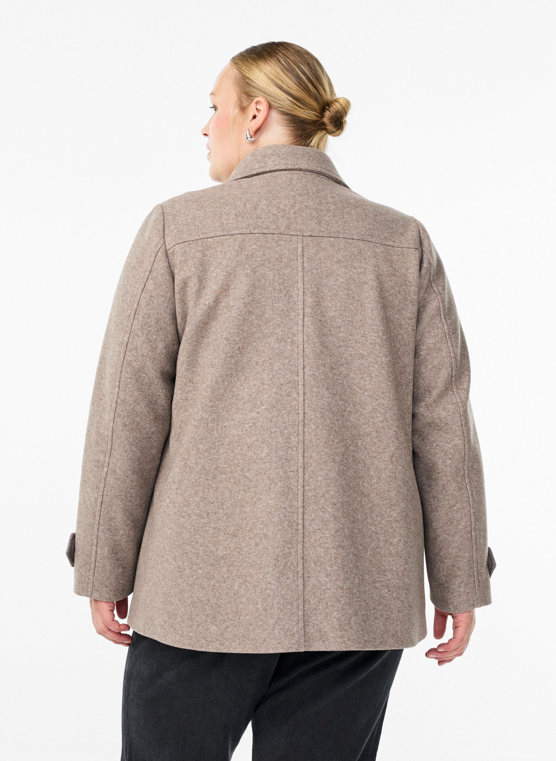 ZizziLyhyt takki kaksoisnapituksella, Beige, Model image number 2