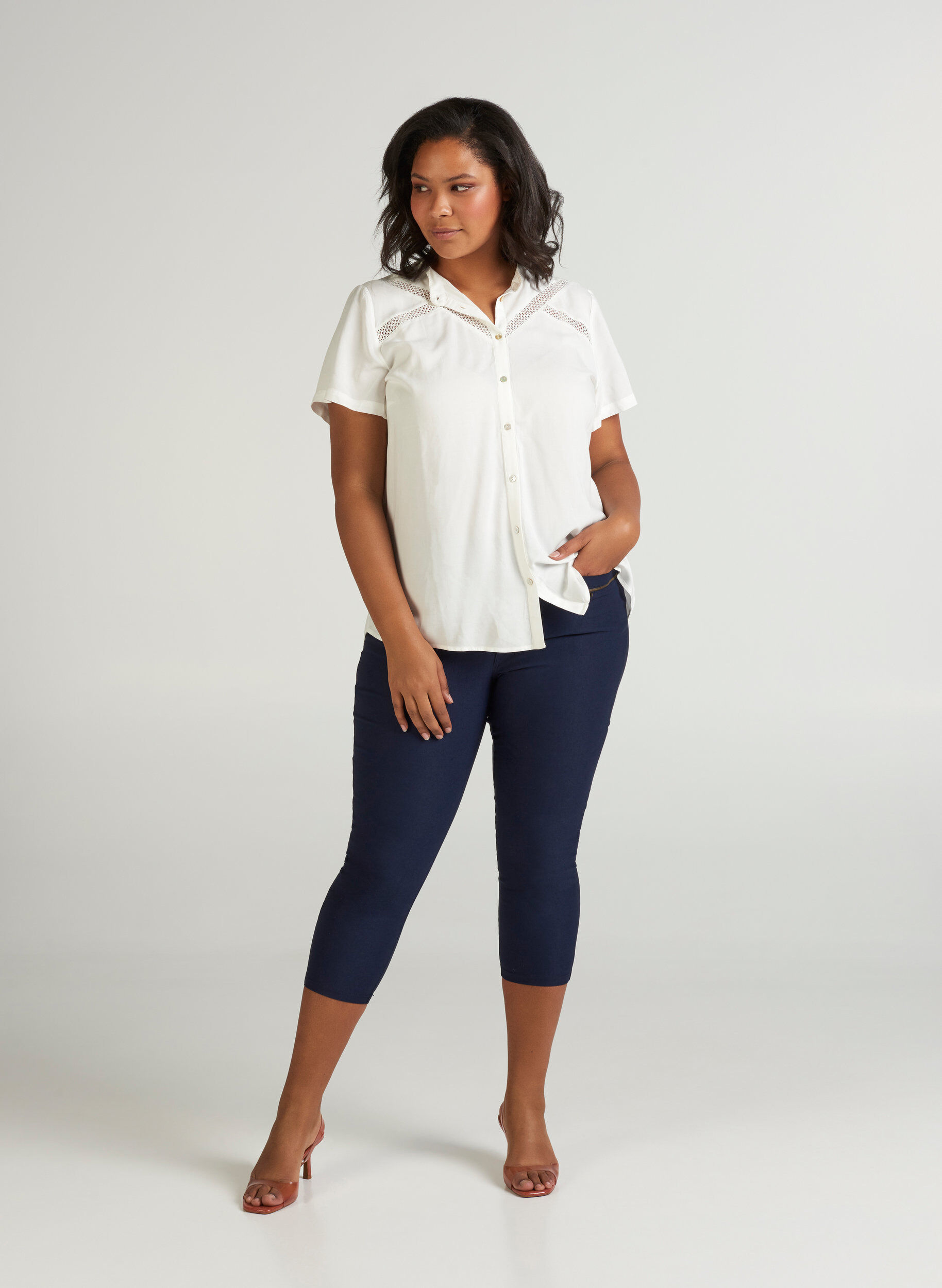 Zizzi Nilkkapituiset housut, Night Sky, Model image number 0