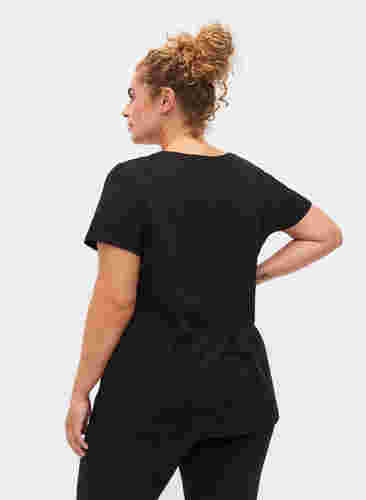 T-paita printillä treeniin , Black w. Stripe Move, Model image number 1