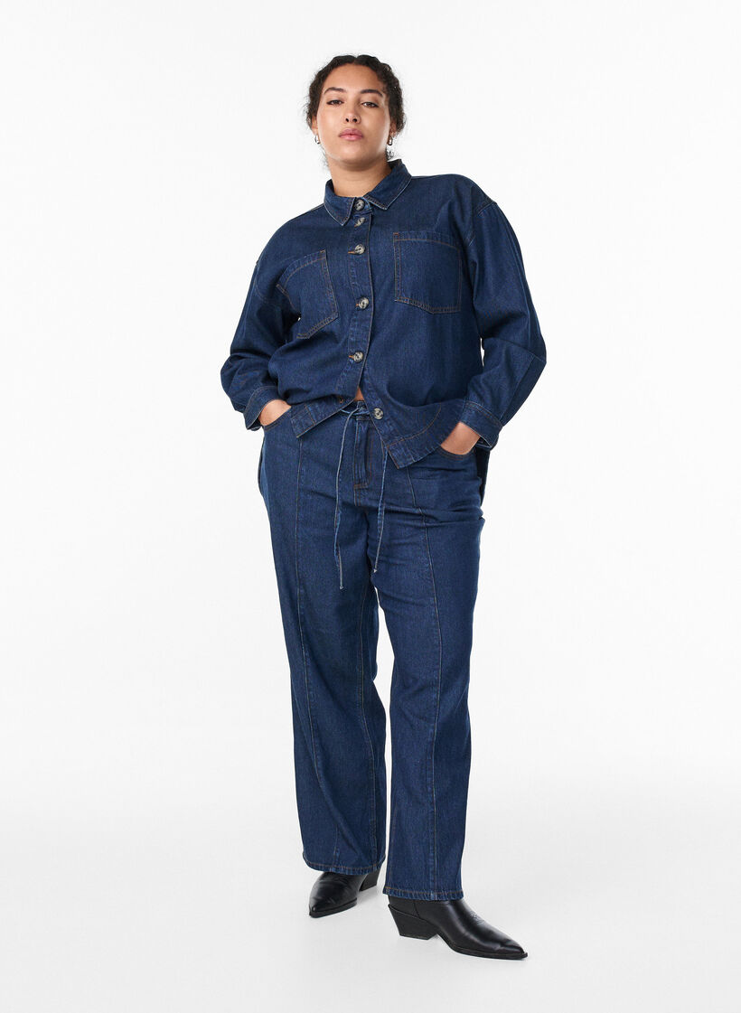 Leve&auml;lahkeiset farkut solmimisvy&ouml;ll&auml; ja korkealla vy&ouml;t&auml;r&ouml;ll&auml;, Sininen, Model image number 0