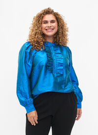 Kiiltävä paitapusero röyhelöillä, Diva Blue, Model
