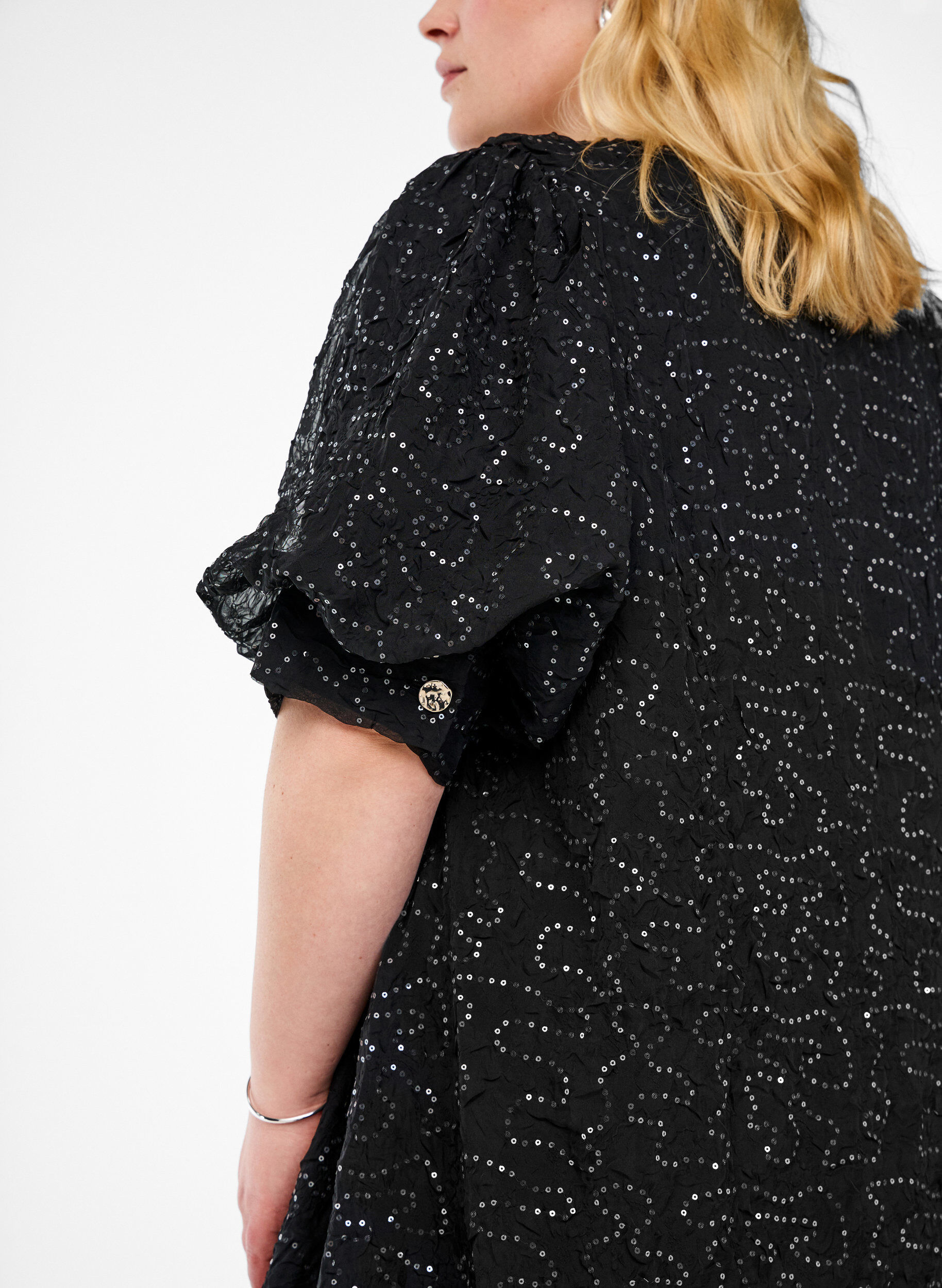 Zizzi Lyhyt juhlamekko paljeteilla, Musta, Model image number 3