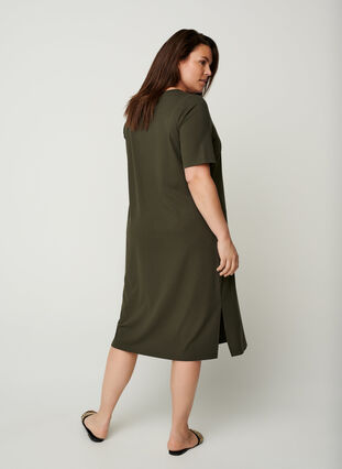 Ribattu mekko lyhyillä hihoilla, Dark Green, Model image number 1
