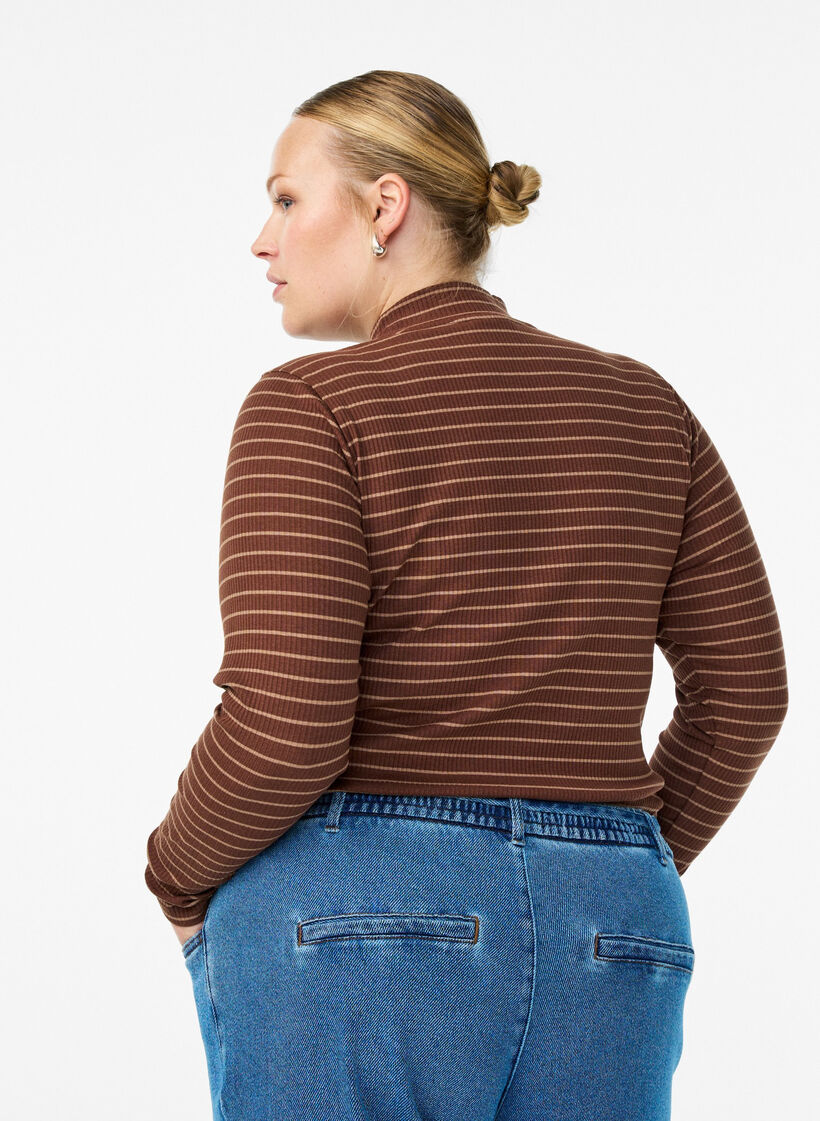 Raidallinen ribattu jersey-pusero korkealla kauluksella., Ruskea, Model image number 2