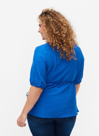 Viskoosinen kietaisupusero, jossa on 1/2 pituiset hihat., Olympian Blue, Model