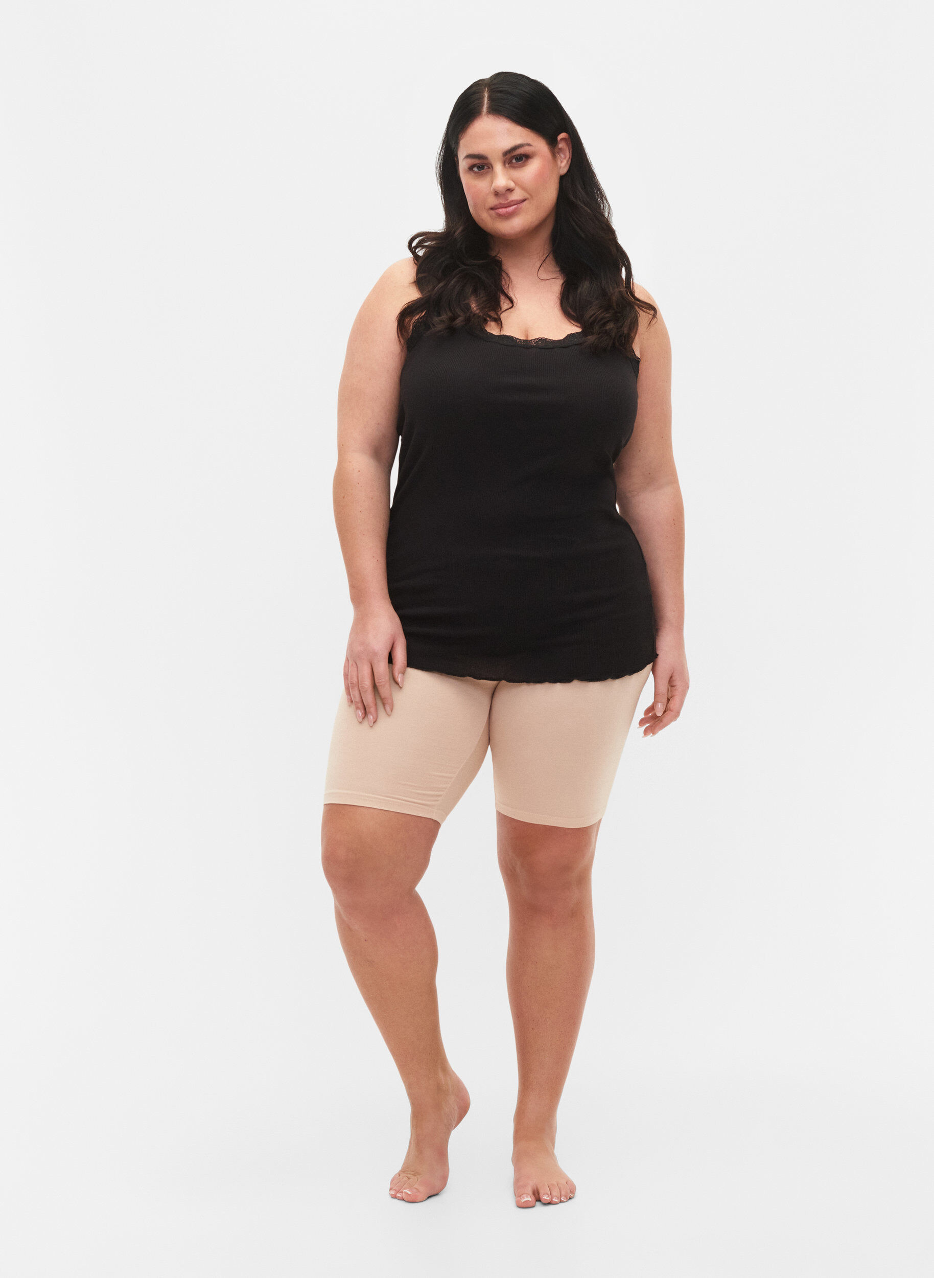 Zizzi2 kpl py&ouml;r&auml;ilyshortseja viskoosista, Beige, Model image number 1