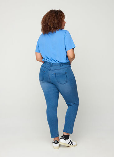 Slim fit -malliset Emily-farkut normaalilla vyötäröllä , Blue denim, Model image number 0