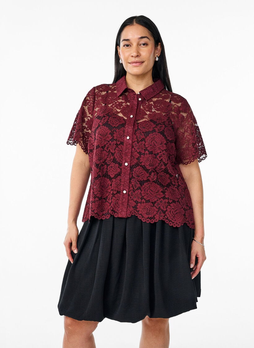 Lyhyt pallomainen hame, jossa on joustava vy&ouml;t&auml;r&ouml;nauha, Musta, Model image number 0