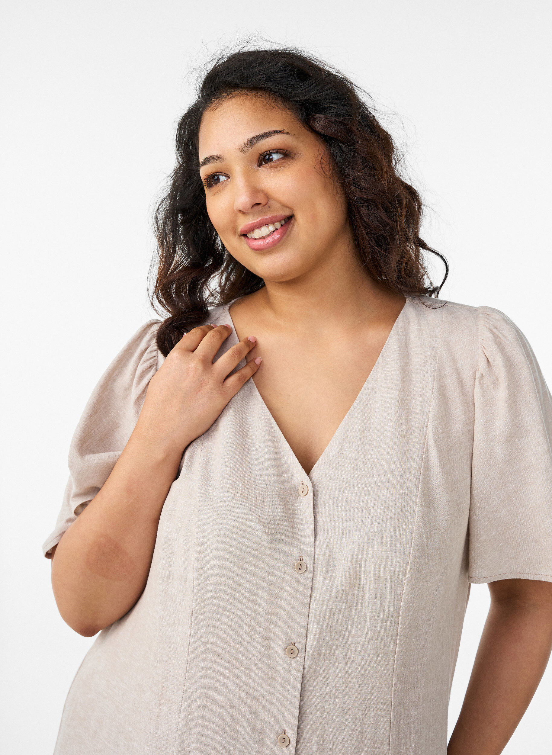 Zizzi Midimekko pellava- ja viskoosisekoitteesta r&ouml;yhel&ouml;hihoilla, Beige, Model image number 2