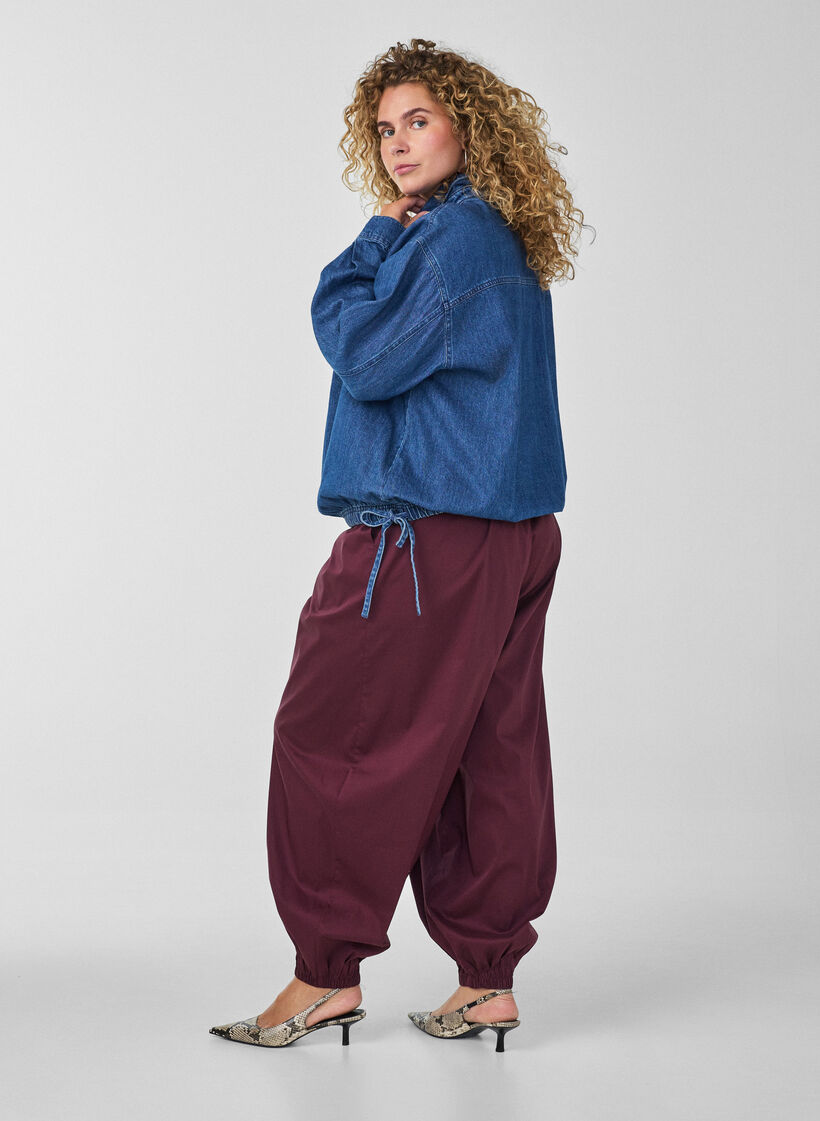 Denimpaita pallomaisella istuvuudella, Sininen, Model