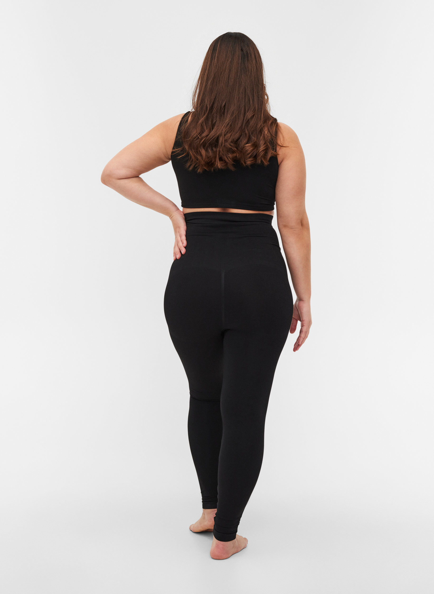 Zizzi Shapewear-leggingsit korkealla vy&ouml;t&auml;r&ouml;ll&auml;, Black, Model image number 1