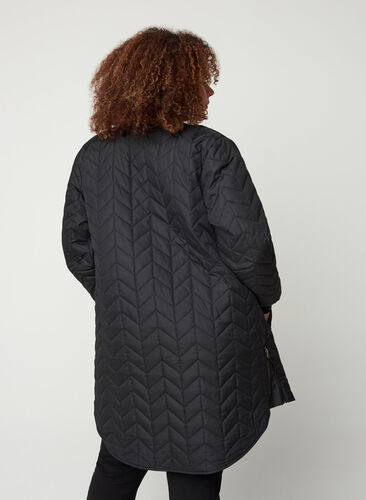 Pitkä tikattu takki napituksella , Black, Model image number 1