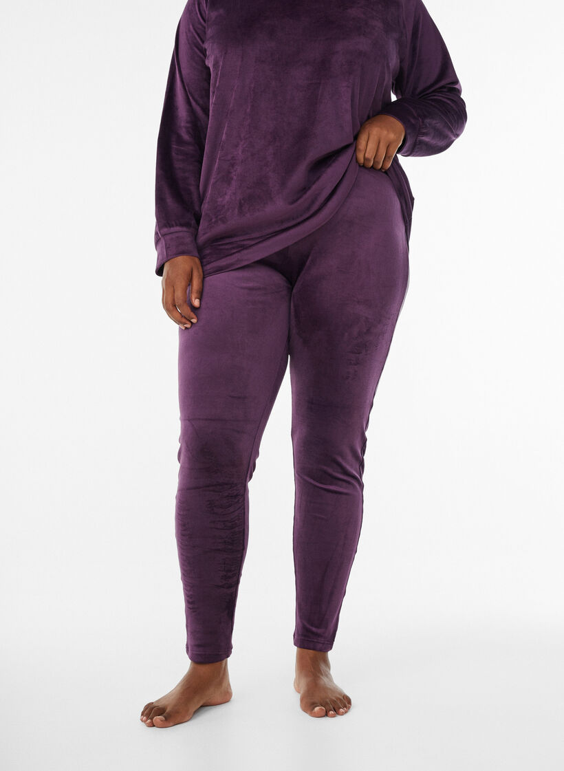 Tiukat veluurileggingsit, Violetti, Model image number 2