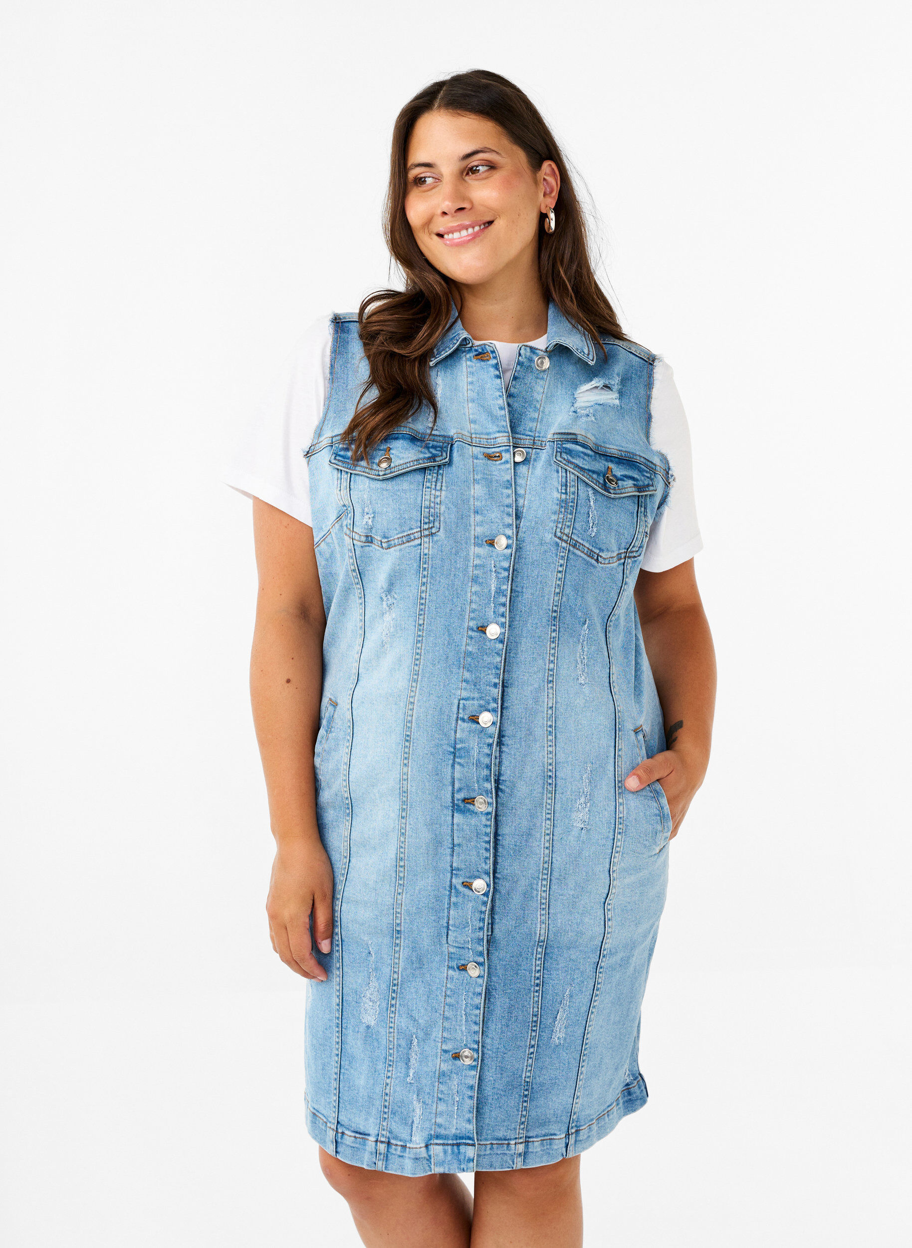 Zizzi Hihaton farkkumekko, jossa on revittyj&auml; yksityiskohtia, Light Blue Denim, Model image number 0