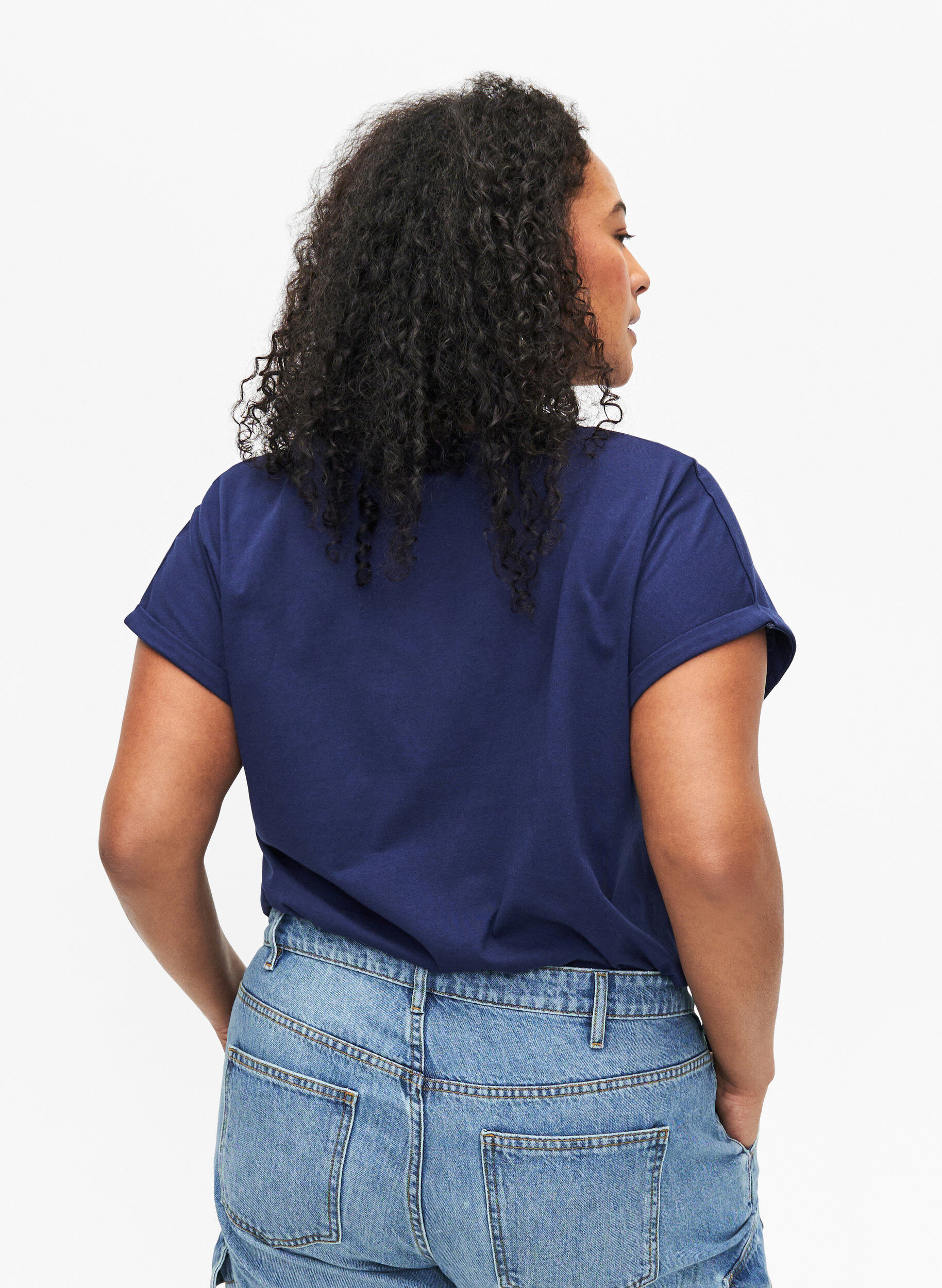 Zizzi Orgaanisesta puuvillasta valmistettu T-paita kultaisella painatuksella, Med.Blue Gold Flower, Model image number 1