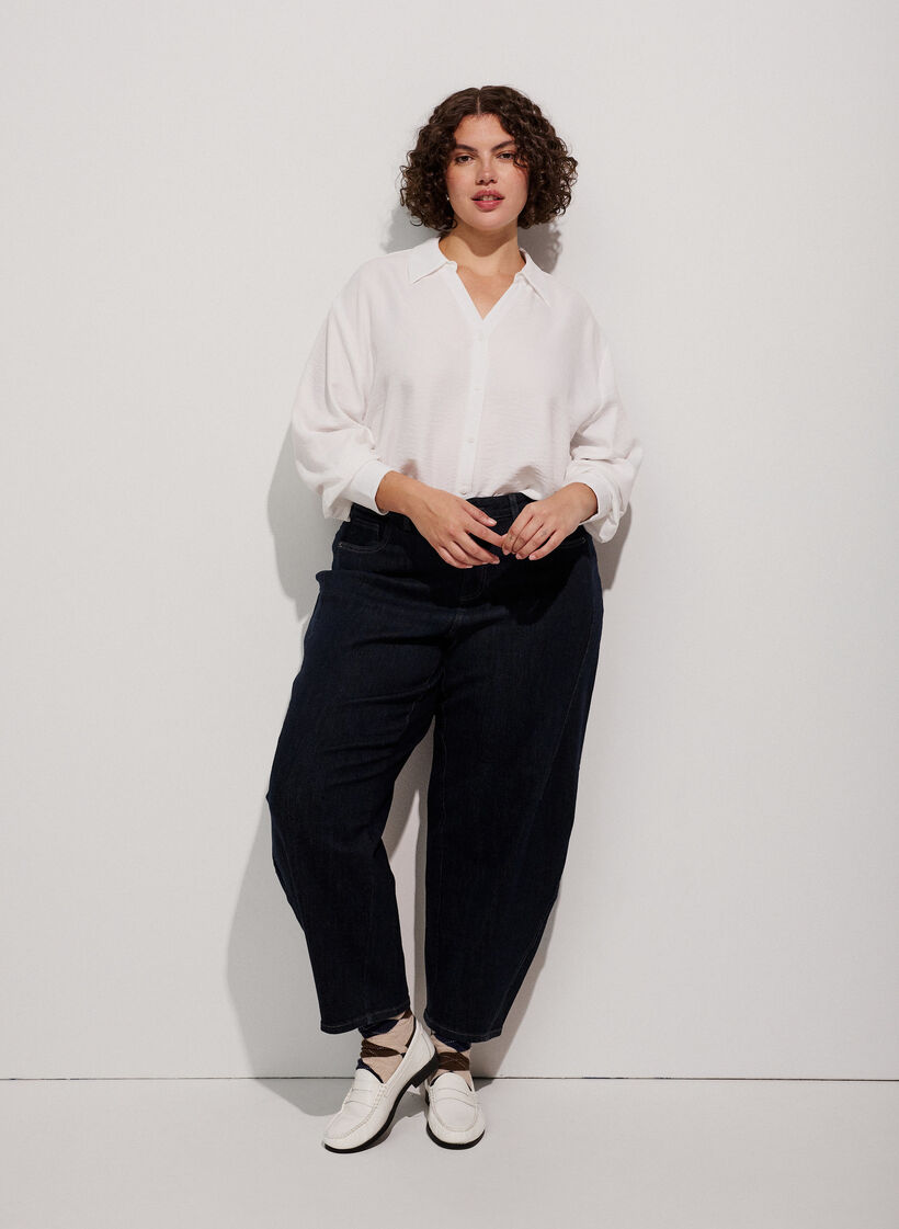 Rento paita V-p&auml;&auml;ntiell&auml;, Valkoinen, Model image number 1