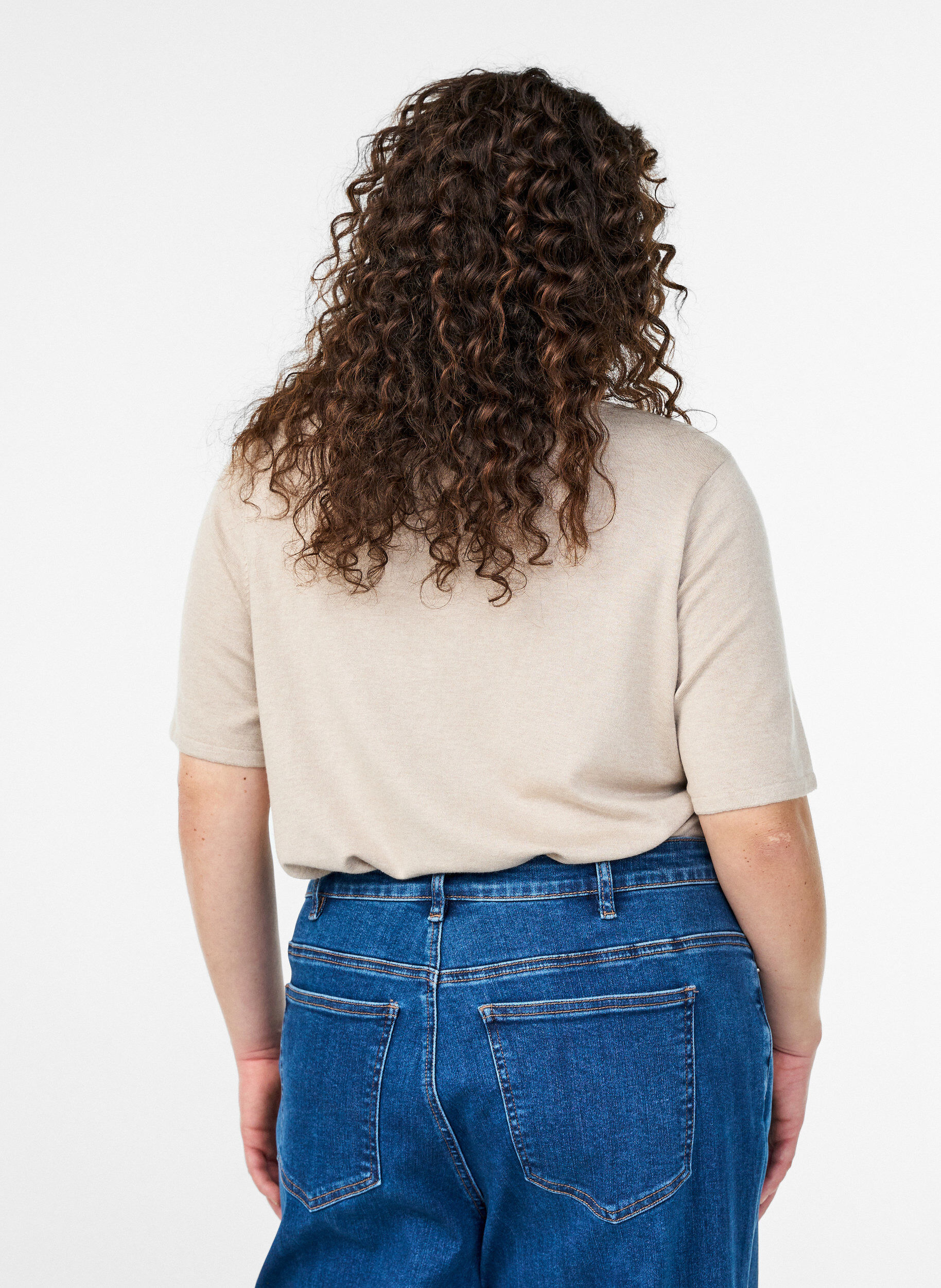 Zizzi Lyhythihainen viskoosineulepusero, Beige, Model image number 2