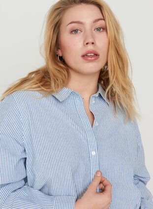 Raidallinen paita puuvillasta , Blue Striped, Model image number 2