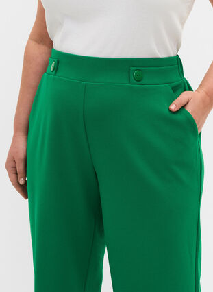 7/8-pituiset housut väljässä mallissa, Jolly Green, Model image number 2