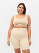 Kevyesti muotoilevat shortsit korkealla vy&ouml;t&auml;r&ouml;ll&auml;, Beige, Model image number 0