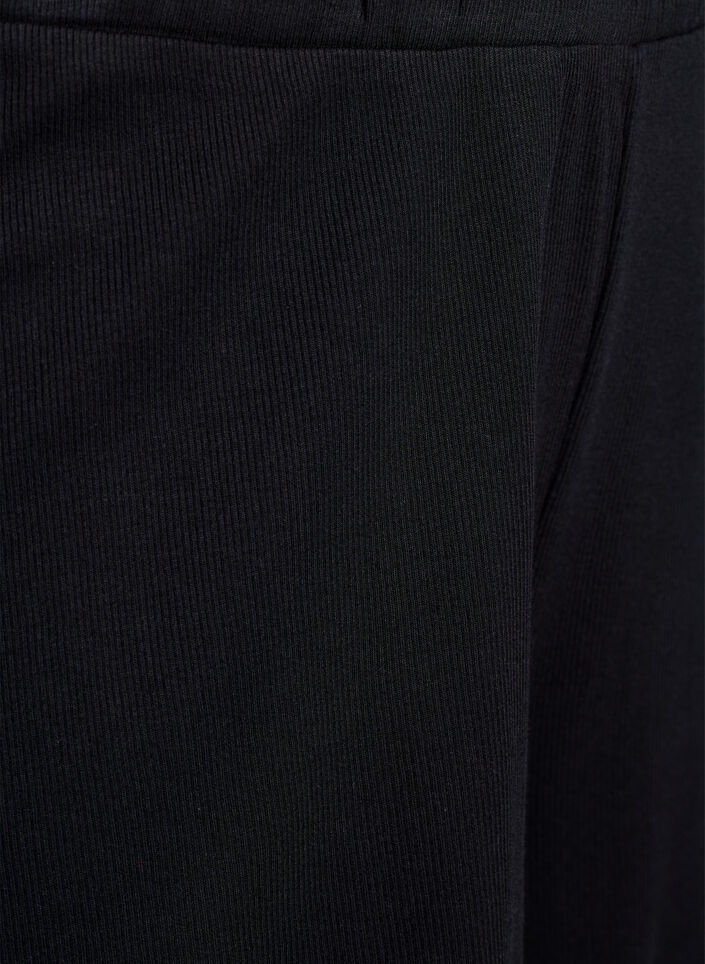 Rennot y&ouml;shortsit ribatulla tekstuurilla ja pitsisomisteilla, Musta, Packshot image number 2