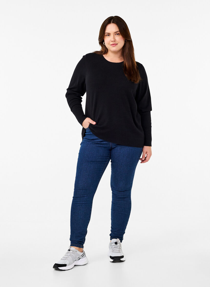 Neulepusero, jossa on py&ouml;re&auml; p&auml;&auml;ntie, Musta, Model image number 1
