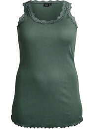 Pitsikoristeinen yl&auml;osa, Vihre&auml;