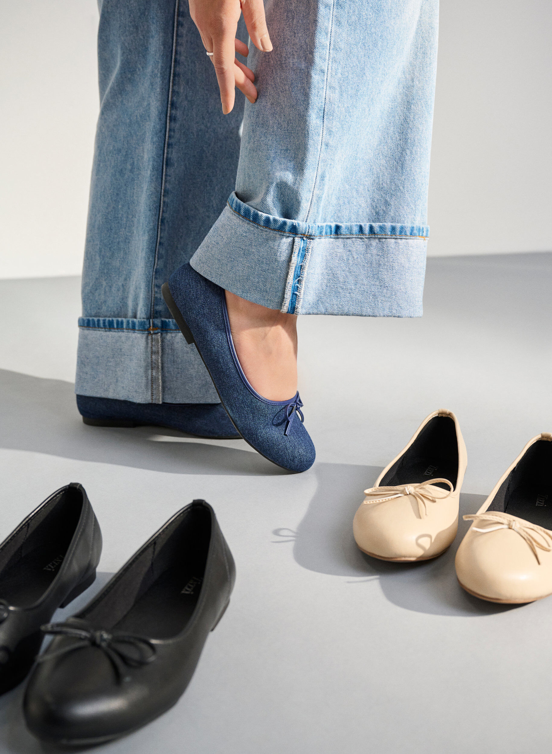 Zizzi Leve&auml;lestiset - Ballerinat rusetilla, Beige, Image image number 0